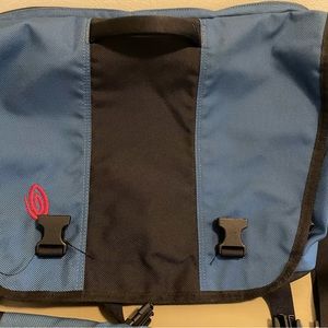 Timbuk2 messenger bag in good used condition